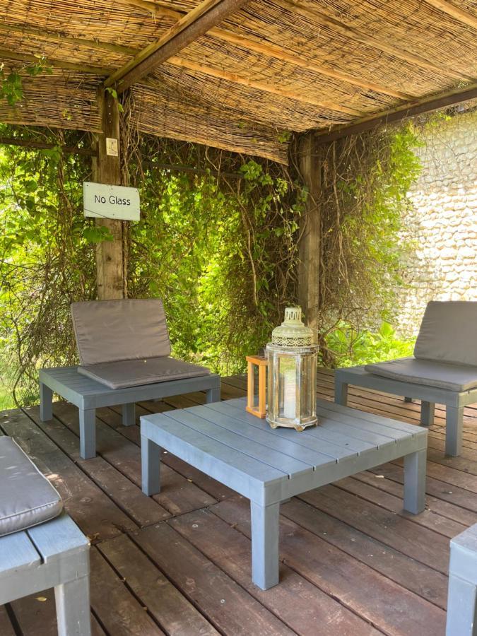 La Colline De Tilleul - Les Deux Puits - Cosy Cottage With Swimming Pool Near Aubeterre Saint-Romain  ภายนอก รูปภาพ